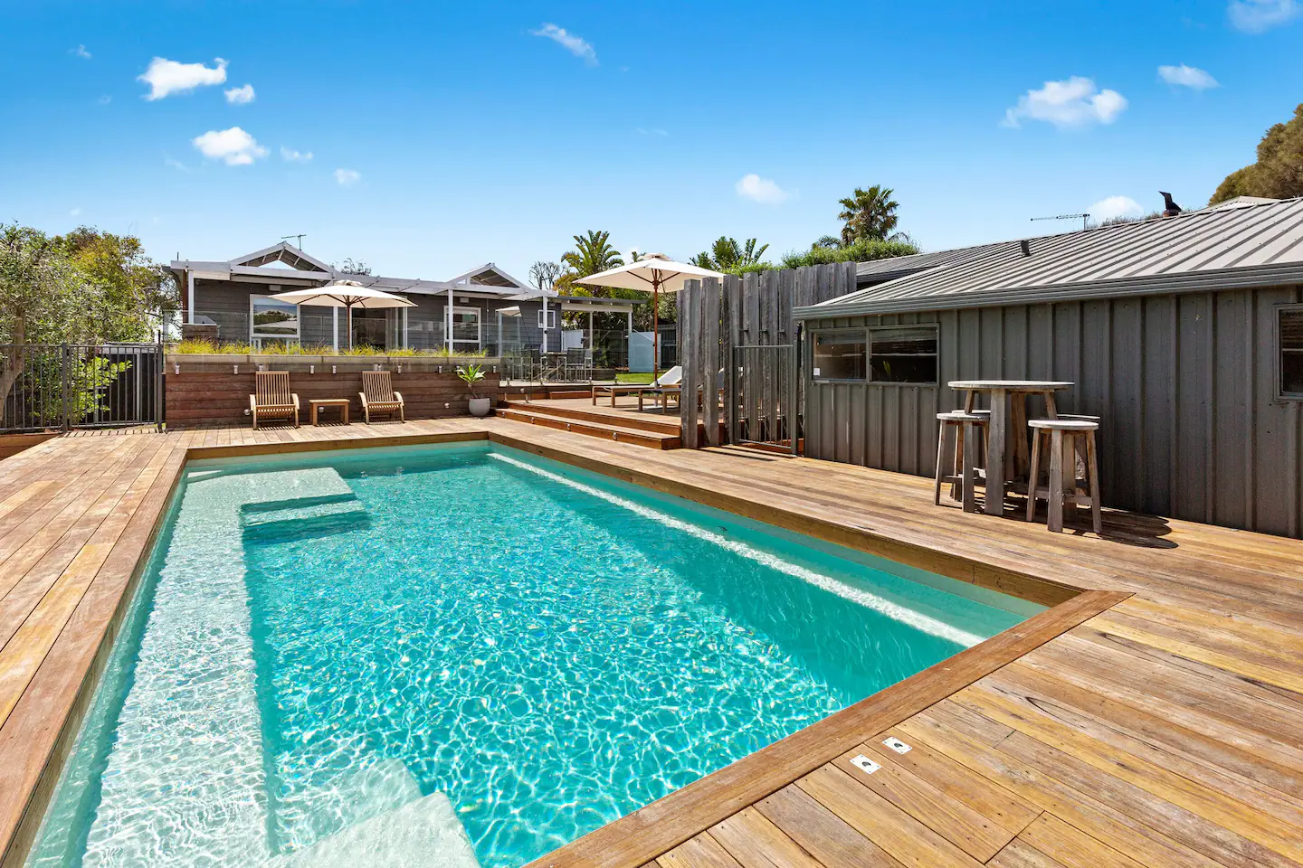 e7abbc1c-45d8-46de-a112-b060036de78d